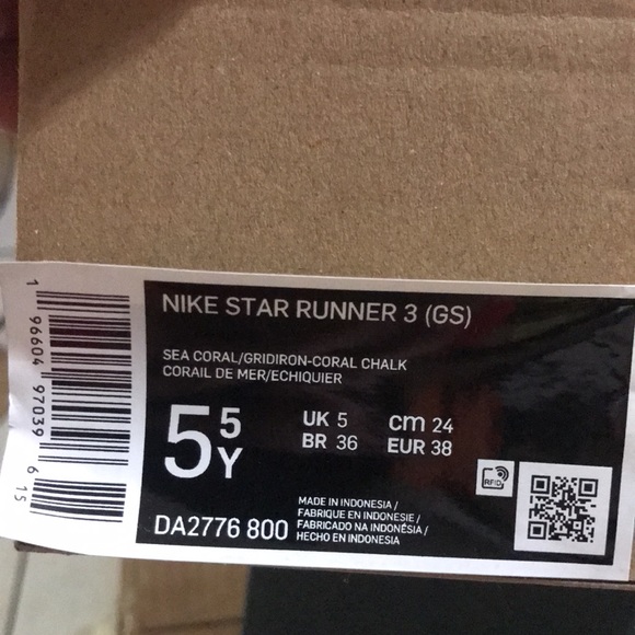 New Nike Star Runner GS 5.5 youth / 7 womens  NEW - Picture 3 of 4